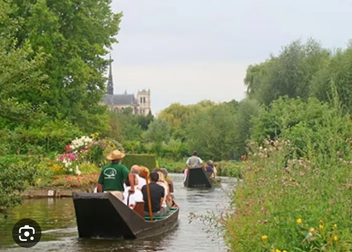 L'emeraude Amienoise Netflix/hortillons/stleu/gare Сasa de vacaciones